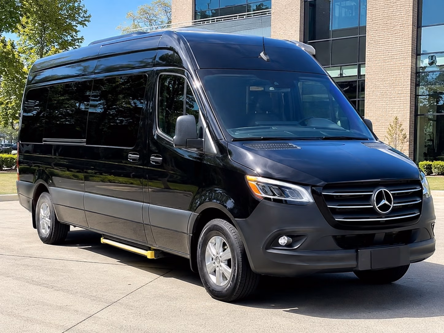 yonkers parking shuttle and park and ride bus rentals